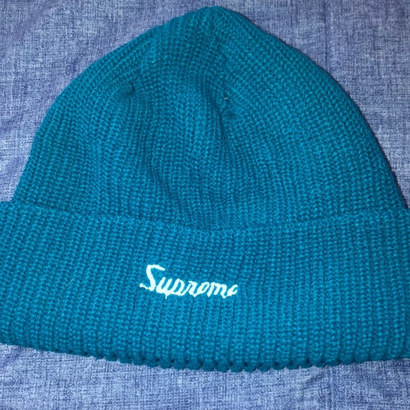 supreme stocking hat